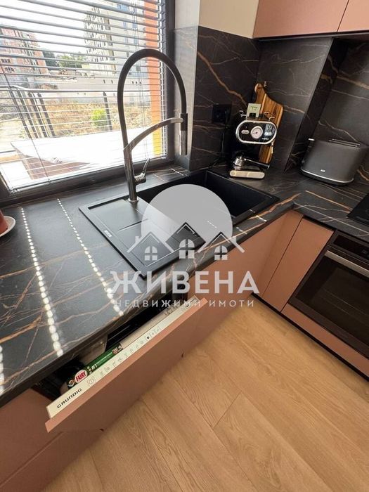 Продава се Тристаен апартамент в к.к. Св.Св. Константин и Елена - 118 кв.м за 1197 €/кв.м - Снимка #2