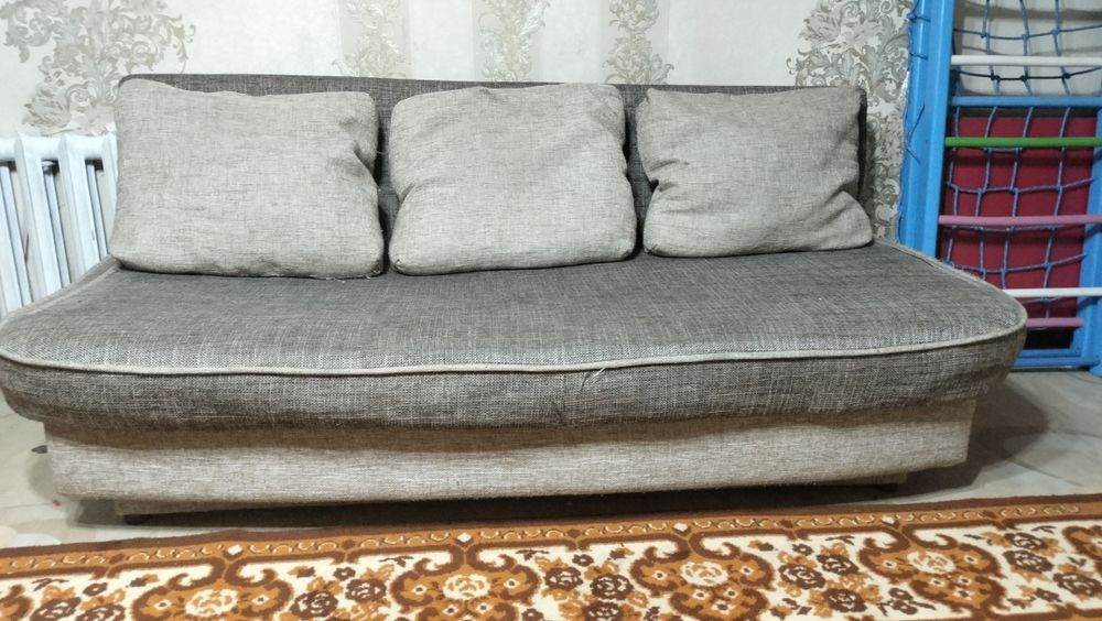 Продам диван , раскладной