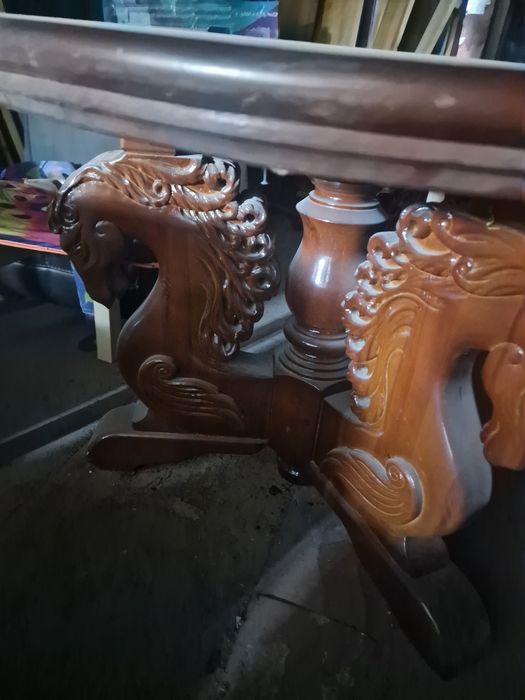 Стол из дерева ручная работа