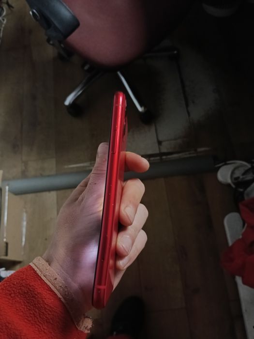 iPhone 11 Red  neverlock