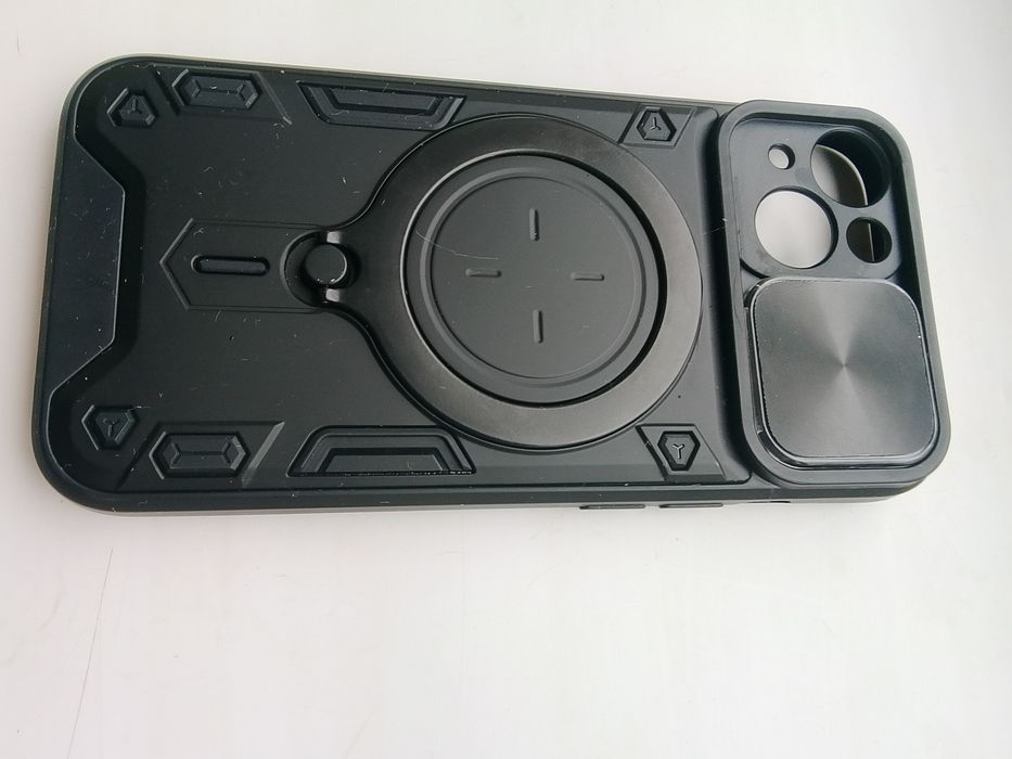 Продам чехлы на 13 айфон