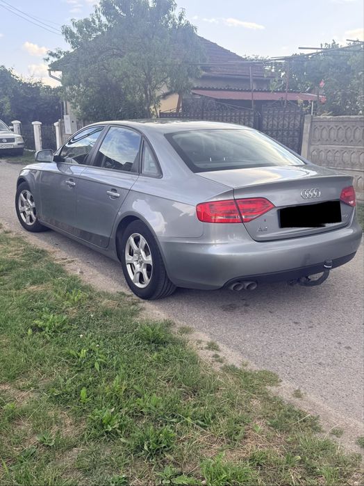 Audi A4 B8  2011