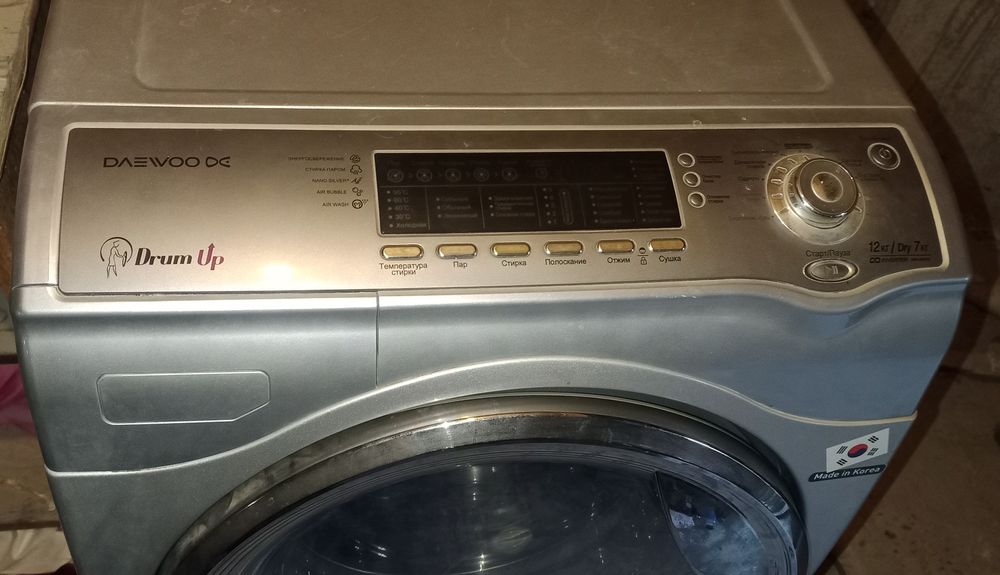 Продается стиральная машина Daewoo 12кг.  новая