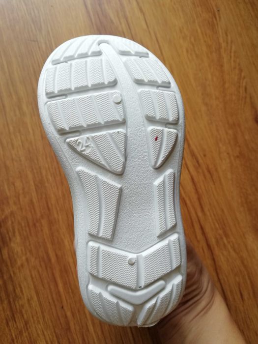 Pantofi sport mărimea 24 colorat cu Mikey