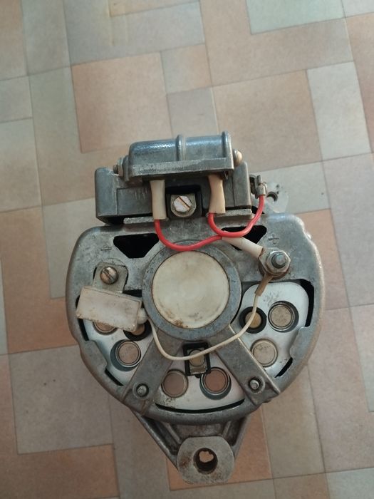 Генератор новый для автомашины Камаз.