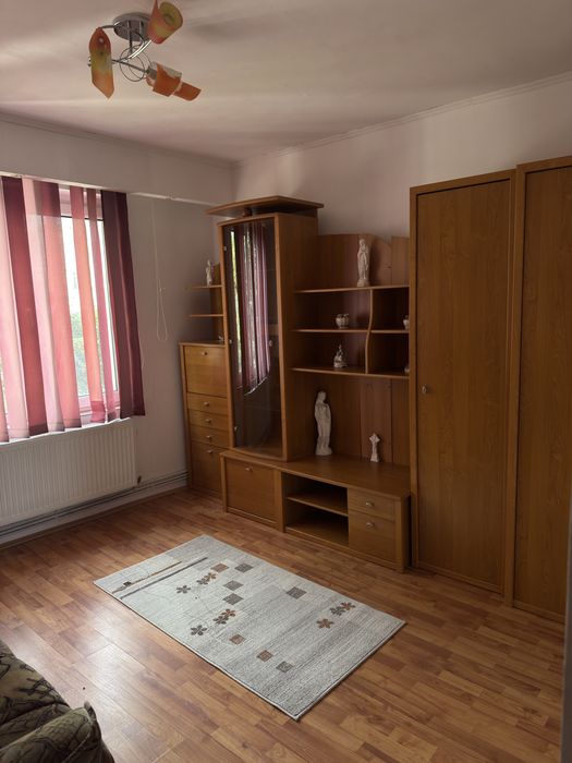 Vand Apartament 2 camere