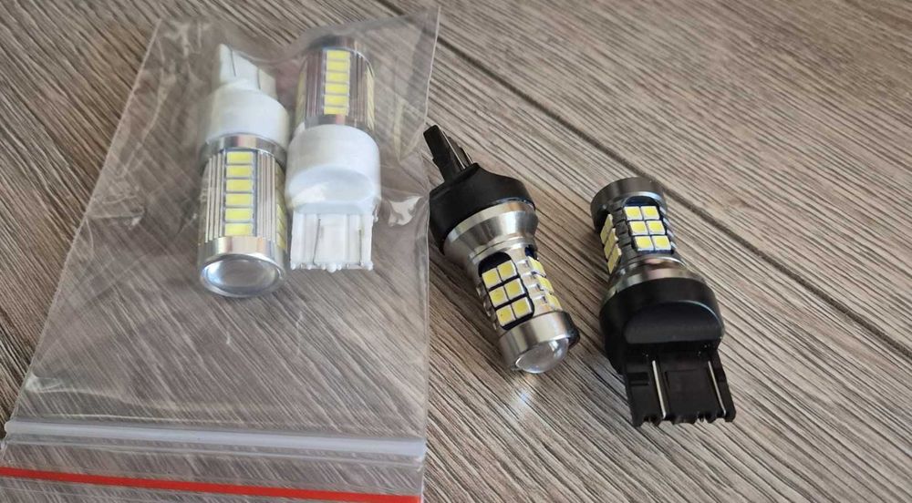 4 бр. LED крушка W21/5W, T20, 7443, 6000K, 12V