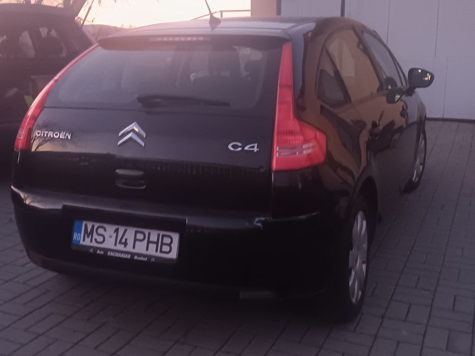 Citroen C4 benzina