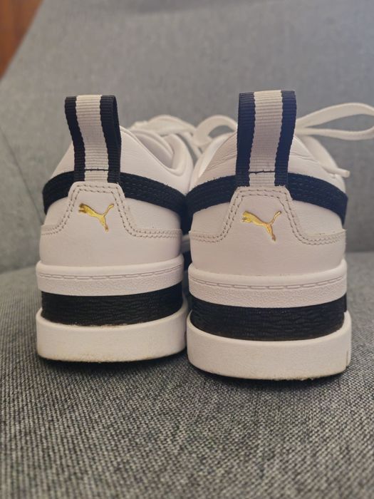 Adidasi Puma Mayze