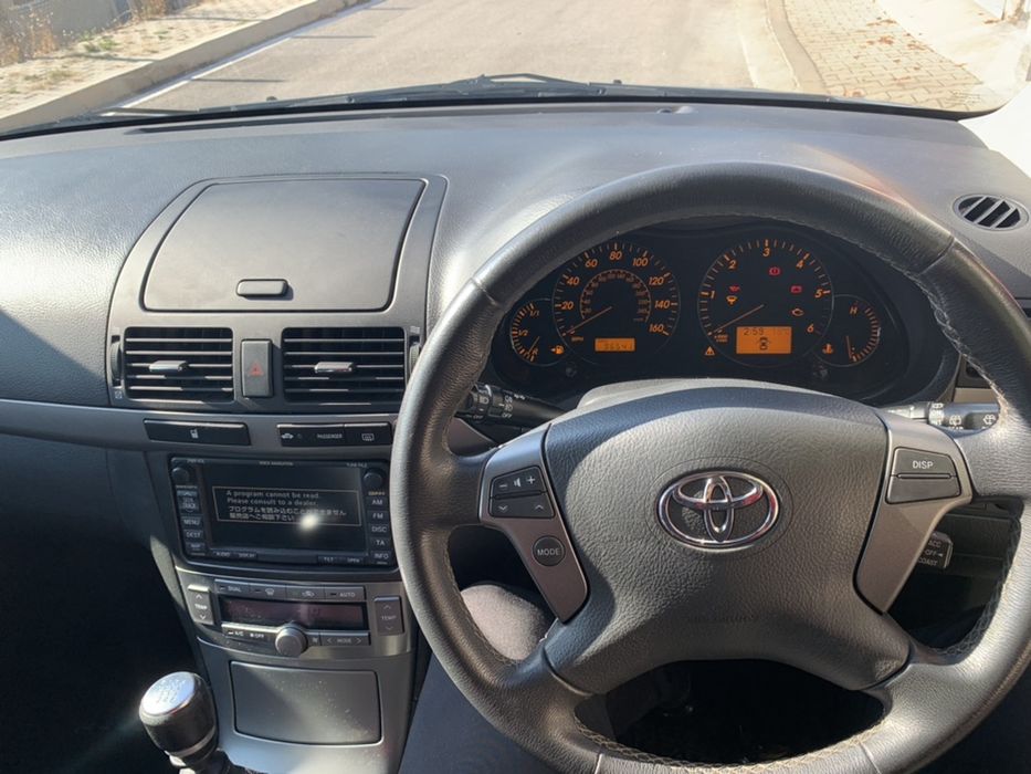 250 бр На Части Toyota Avensis Тоуота Авенсис 1.8 vvt-i 2.0 vvt-i 2.2