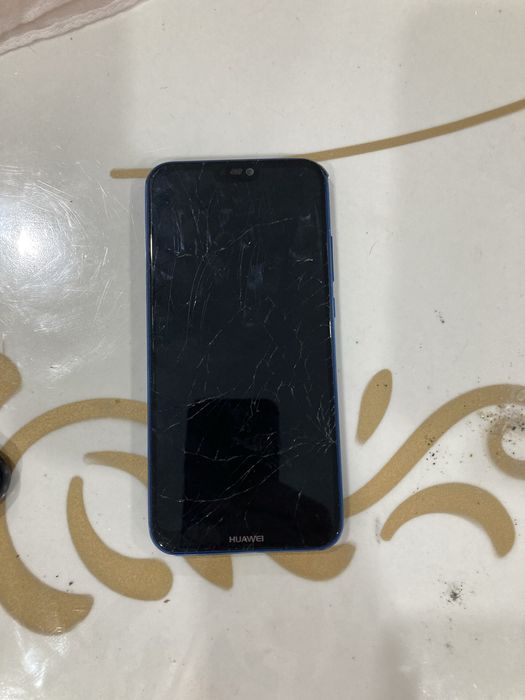 HUAWEI P20 лаит андроид