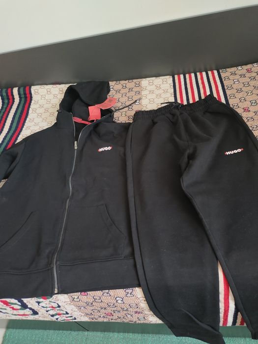 Спортивный костюм