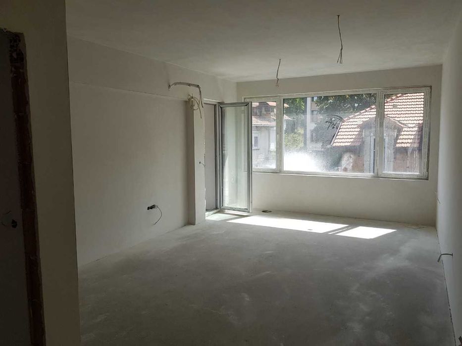 Продава се Тристаен апартамент в София, м-т Гърдова глава - 99 кв.м за 1617 €/кв.м - Снимка #4