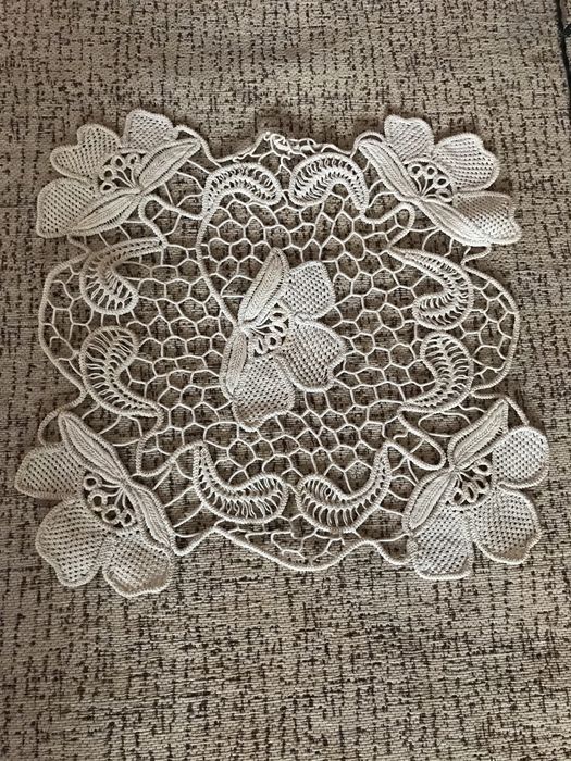 Mileuri macrameu de mina