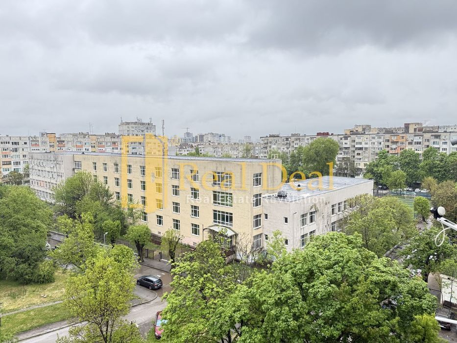 Продава се Двустаен апартамент в София, Света Троица - 65 кв.м за 1235 €/кв.м - Снимка #1