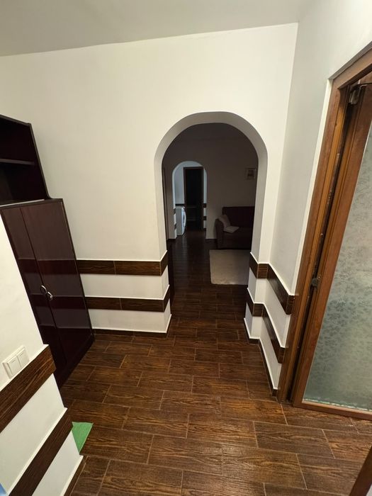 Inchiriez apartament 2 camere in Tomis 2