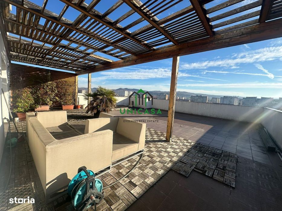 Apartament 4 camere - tip Penthouse - Zona 1 Mai