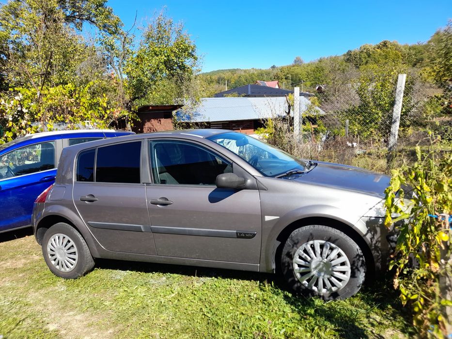 Megane II hatchback 2006 avariat