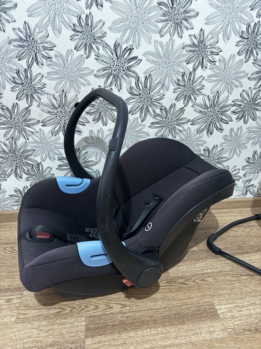 Продам детскую коляску Anex m/type