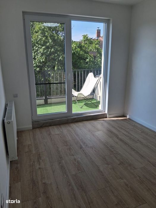 Proprietar vând apartament 3 camere