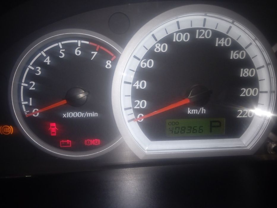 Chevrolet lacetti.  Gentra qilingan