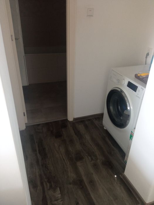 Vand apartament cu 2 camere