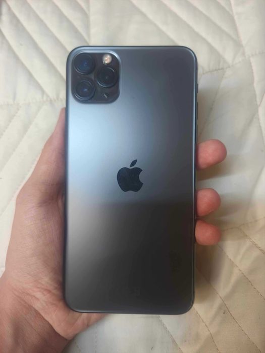 iPhone 11 Pro Max 64GB Impecabil (Fara cont / Liber retea) + Baterie Noua