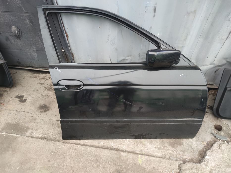 Двери на БМВ е39
