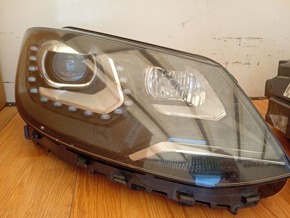 Far stanga dreapta xenon led vw Sharan 7N1941033D/34D