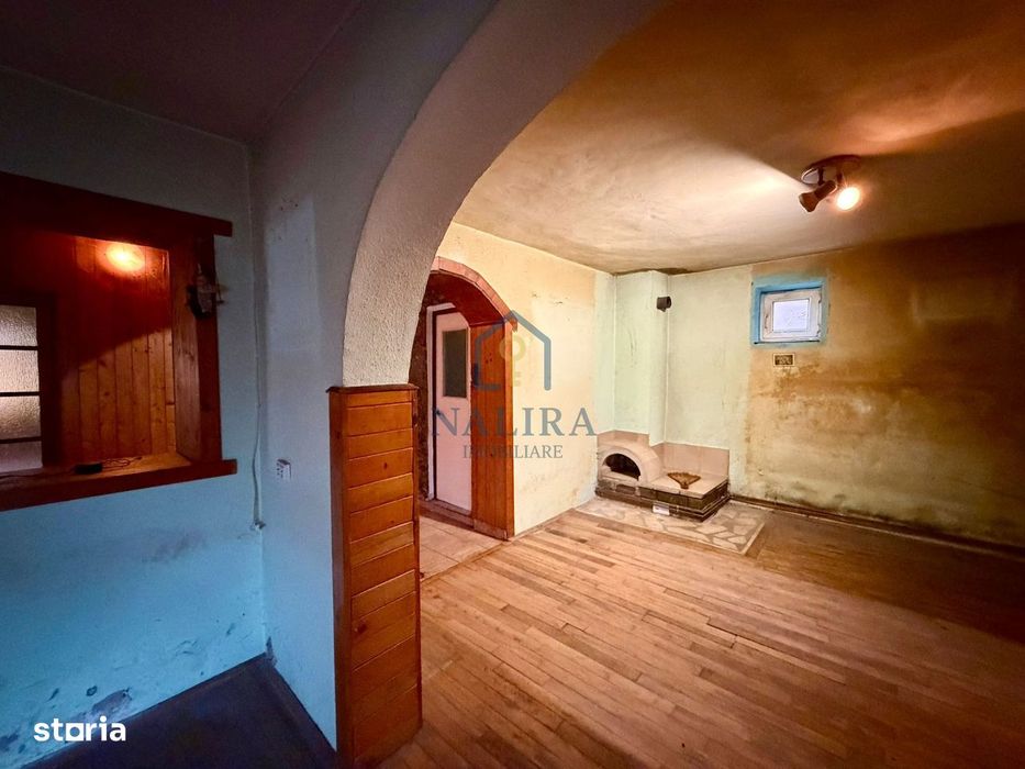 Casă de vânzare