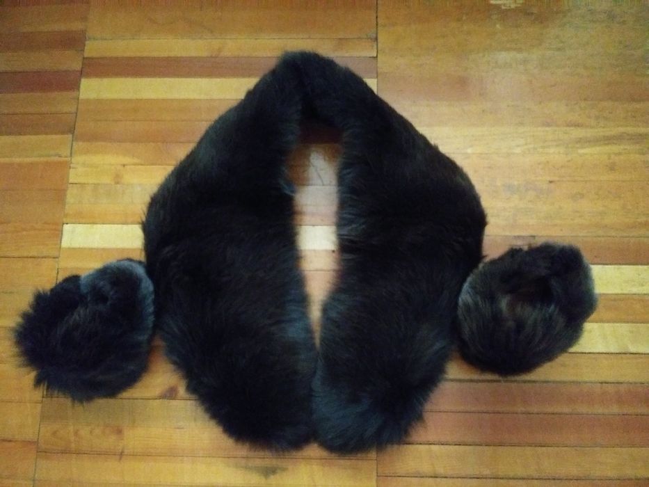 Песцовый воротник и нарукавники