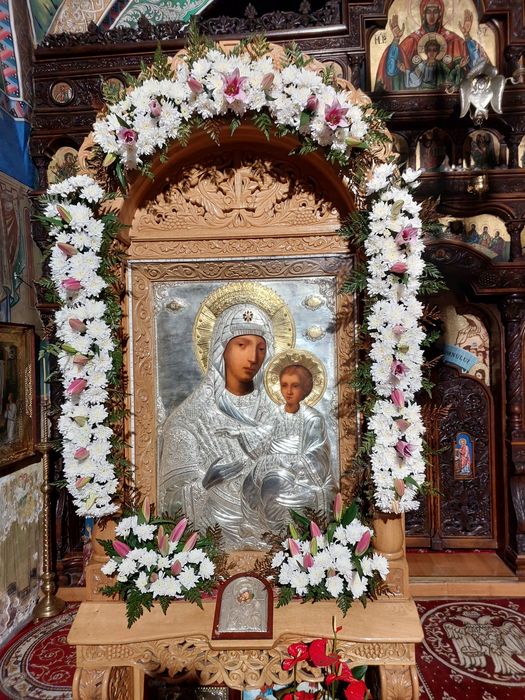 Queen Art  Decor - Aranjamente florale