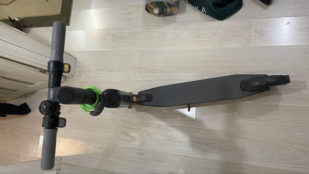 Электросамокат Ninebot E25