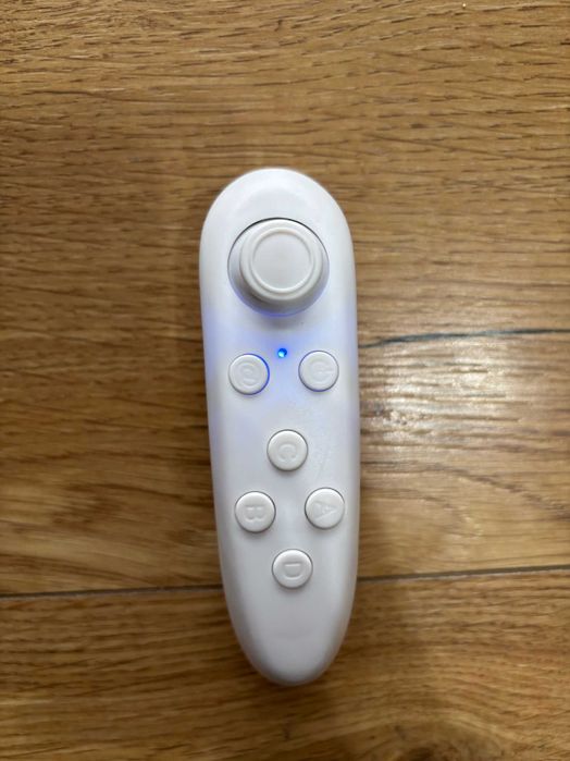 Controller Bluetooth universal pentru telefon / VR / Smart TV