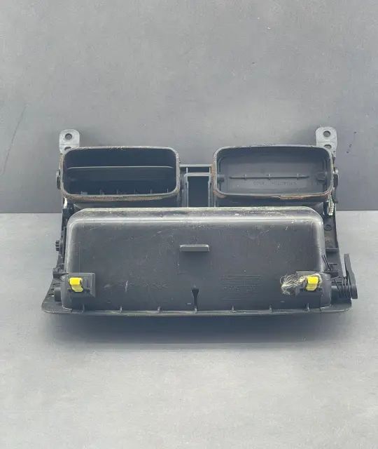 Grile Ventilatie Bord Centru Toyota Avensis 2007