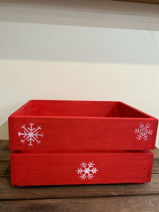 Дървена коледна кутия / щайга – ръчна изработка