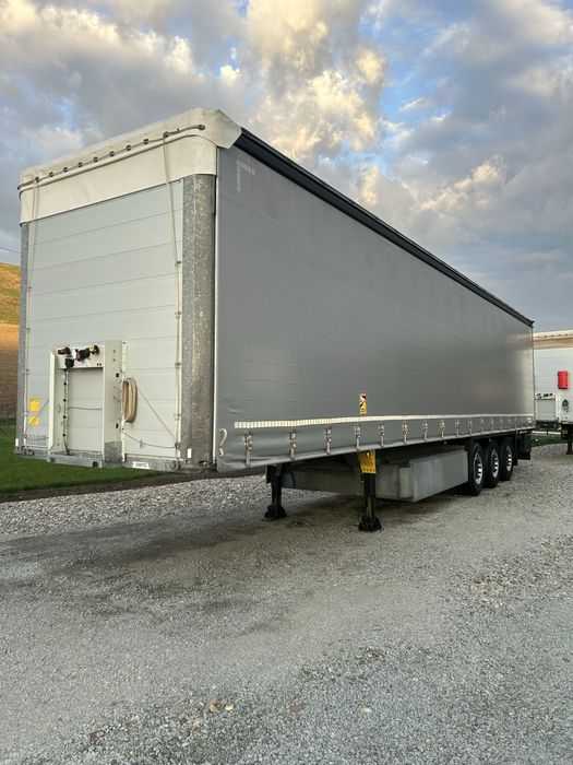 Semiremorca Schmitz Liftanta Fb.2022.05.2 buc.(Schwarzmuller kogel)