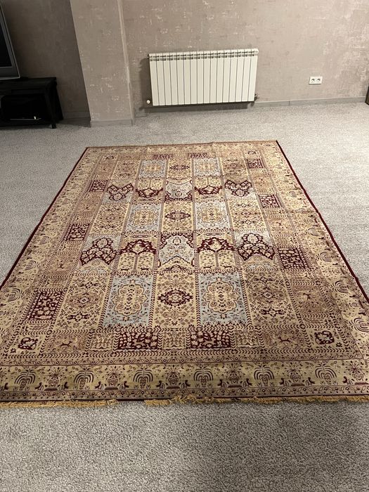 Ковер  иранский антиквариат 45000
