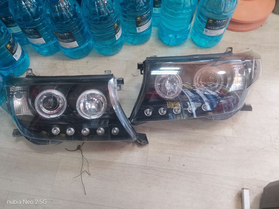 Продам фары Land Cruiser 200 ,2008г