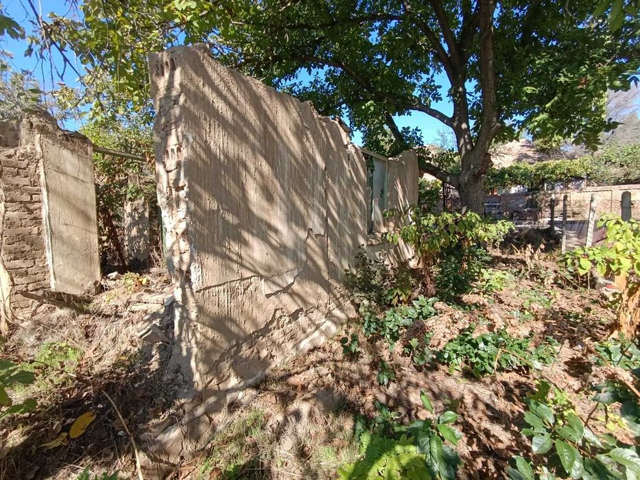 Продава се Парцел в Велико Търново, Център - 1270 кв.м за 22 €/кв.м - Снимка #1