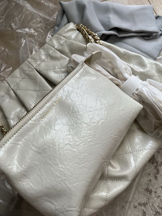 Сумка charles keith оригинал