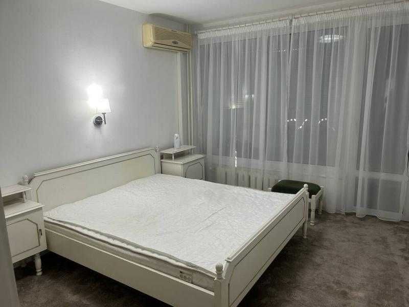 Дава се под наем Тристаен апартамент в Бургас, Лазур - 90 кв.м за 561 € - Снимка #6