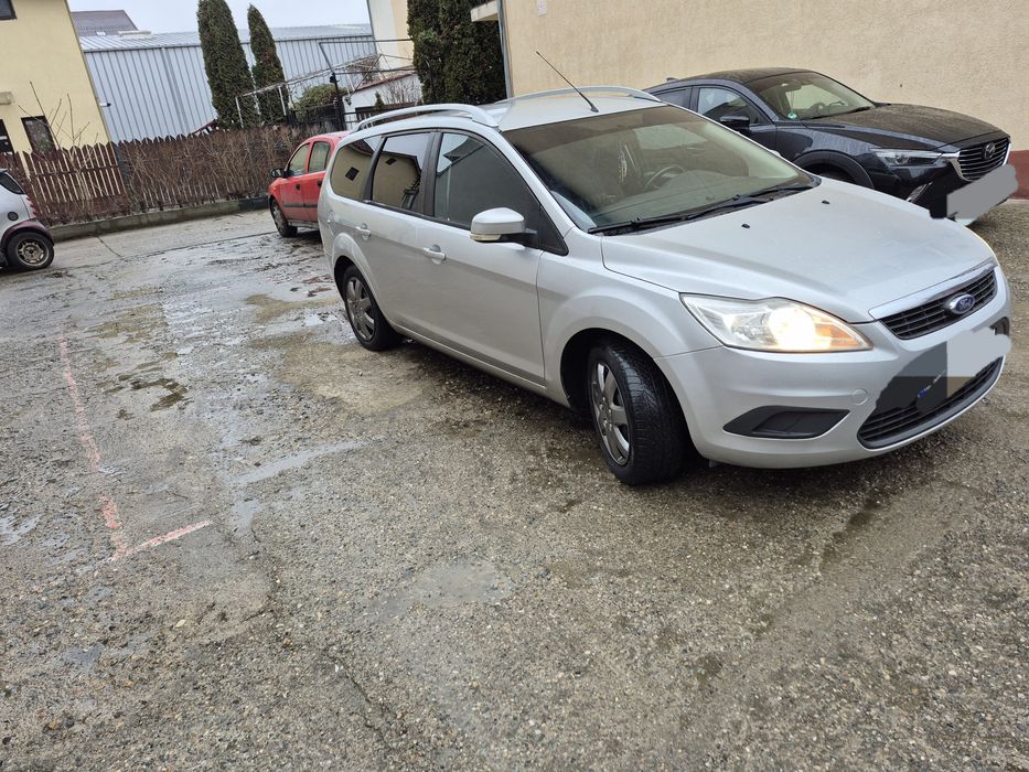 Ford Focus 2010 16.