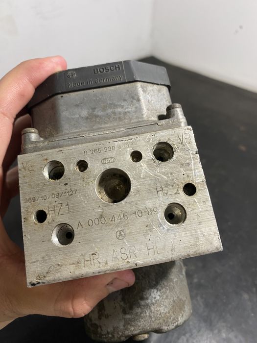 Pompa ABS Mercedes vito W638 1996-2003 2.2 2.3 diesel A0004461089