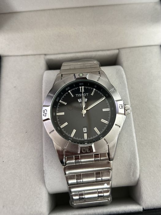 Часы Tissot, новые, не носились,