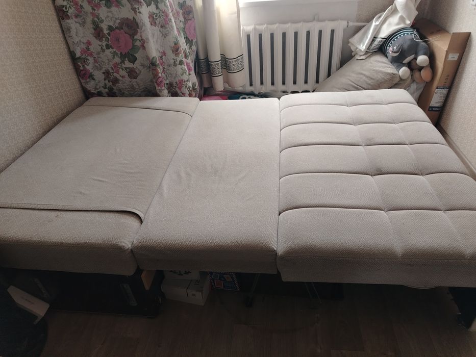 Продам малый Диван 1, 5м