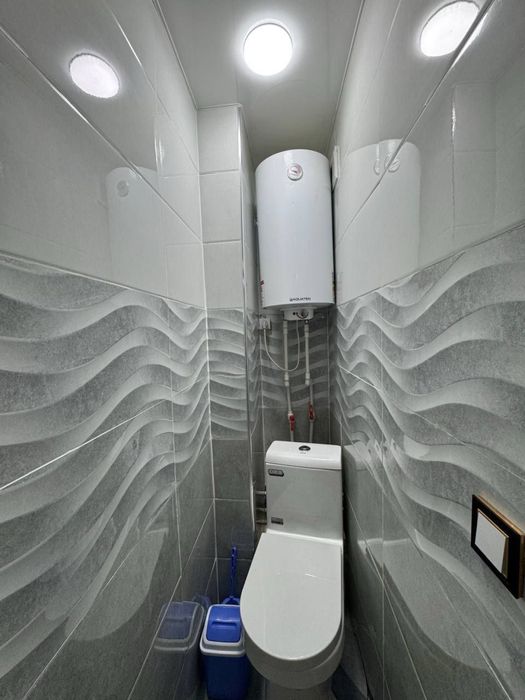 Продается 2 ком. Квартира на 2 этаже площадью 60 кв.м. По ул. Беруни