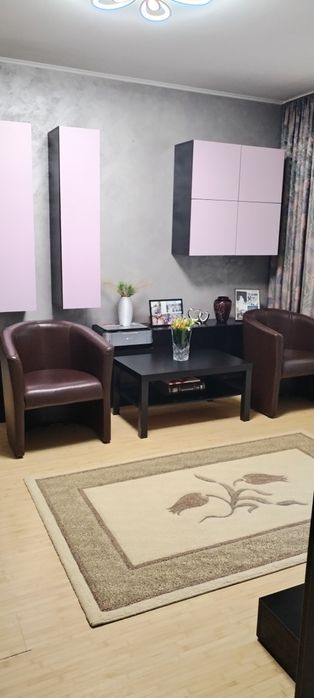 Vând apartament 2  camere bl I1 et 3