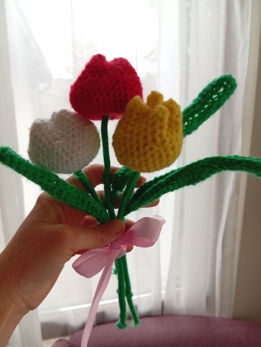 Ръчно плетен букет