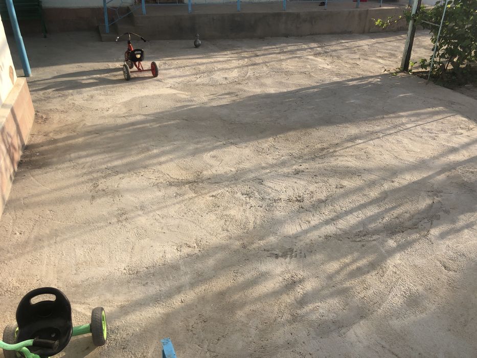 uy joy xovli srochno sotiladi